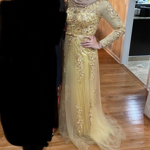 Meier Size 8 Gold Sequin Long Sleeve Dress - Picture 4 of 4